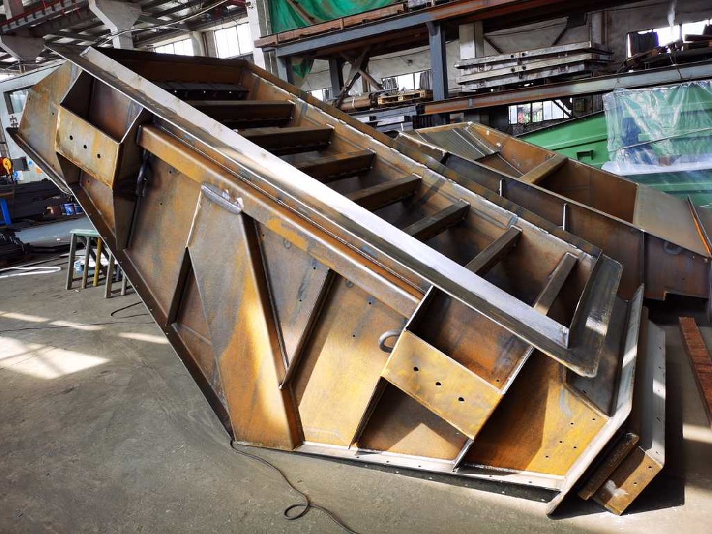 ��ɽװ���ֽṹ��������