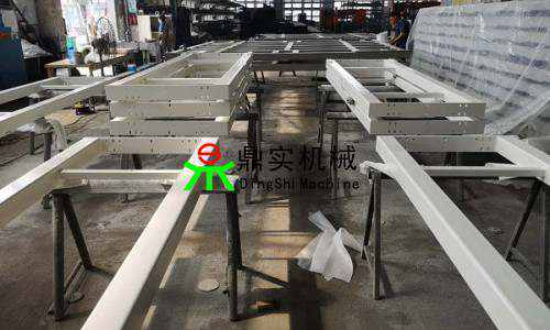 1757730305182876 1757730305182876